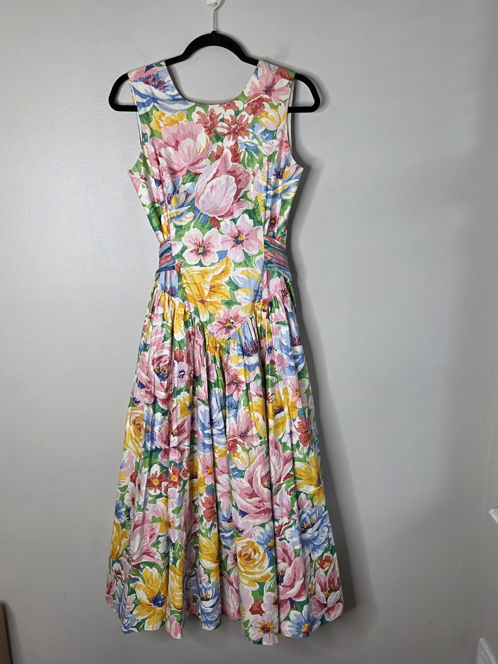 Vintage Althuser Colorful Floral Sleeveless Fit & Flare Tie Back Dress